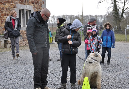 49 enfant chien paques