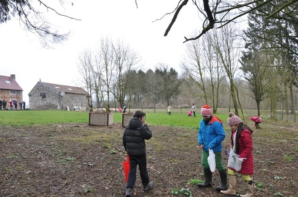 17 enfant chien paques