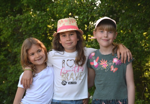 108-2025-photo-chien-enfant