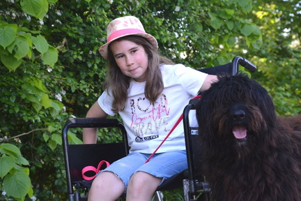 144-2025-photo-chien-enfant